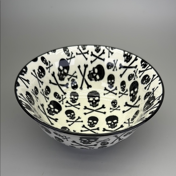 Black and White coco + Lola 
Ceramic Art Bowl with Skull Design - Picture 2 of 7